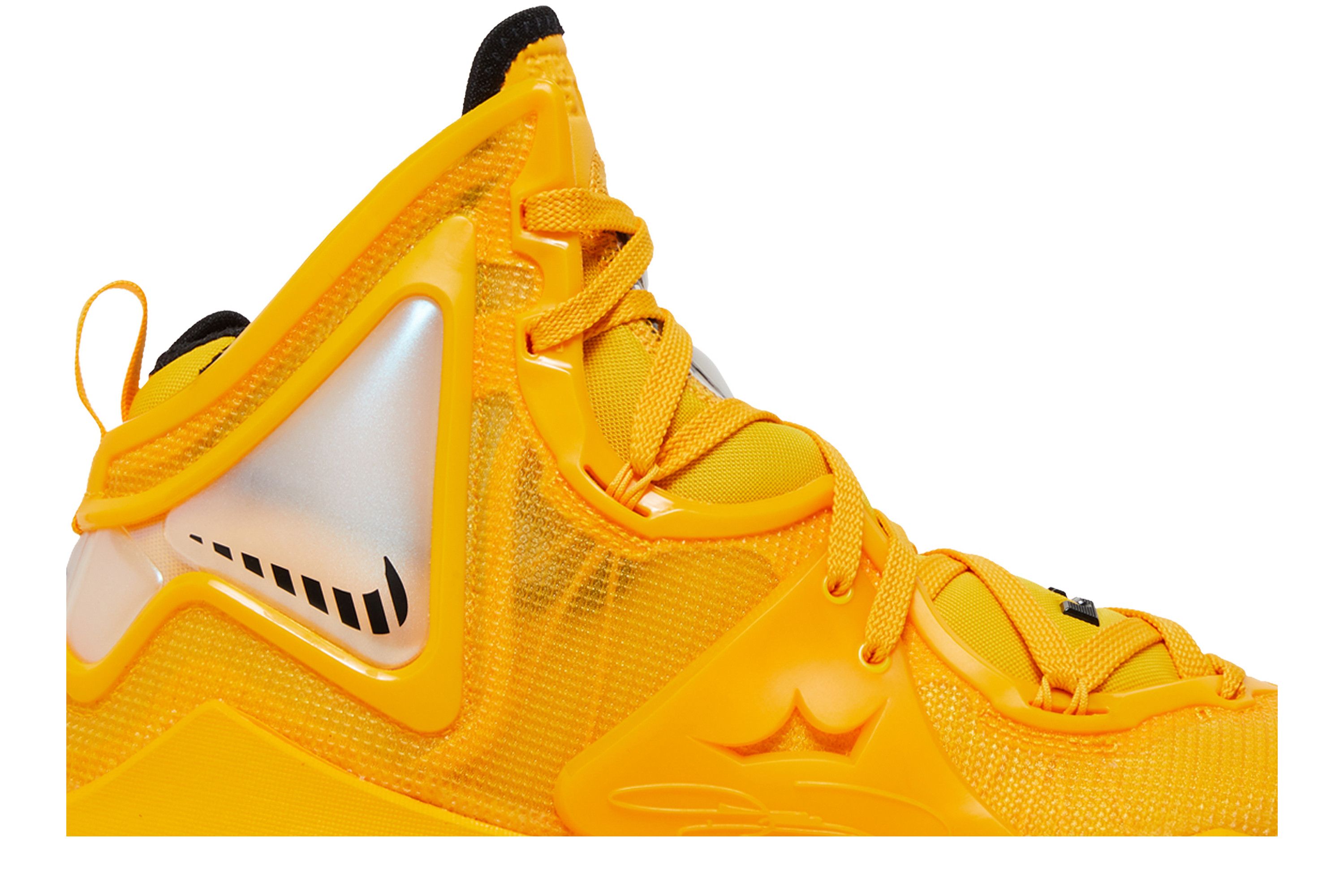Buy LeBron 19 Hard Hat CZ0203 700 GOAT CA