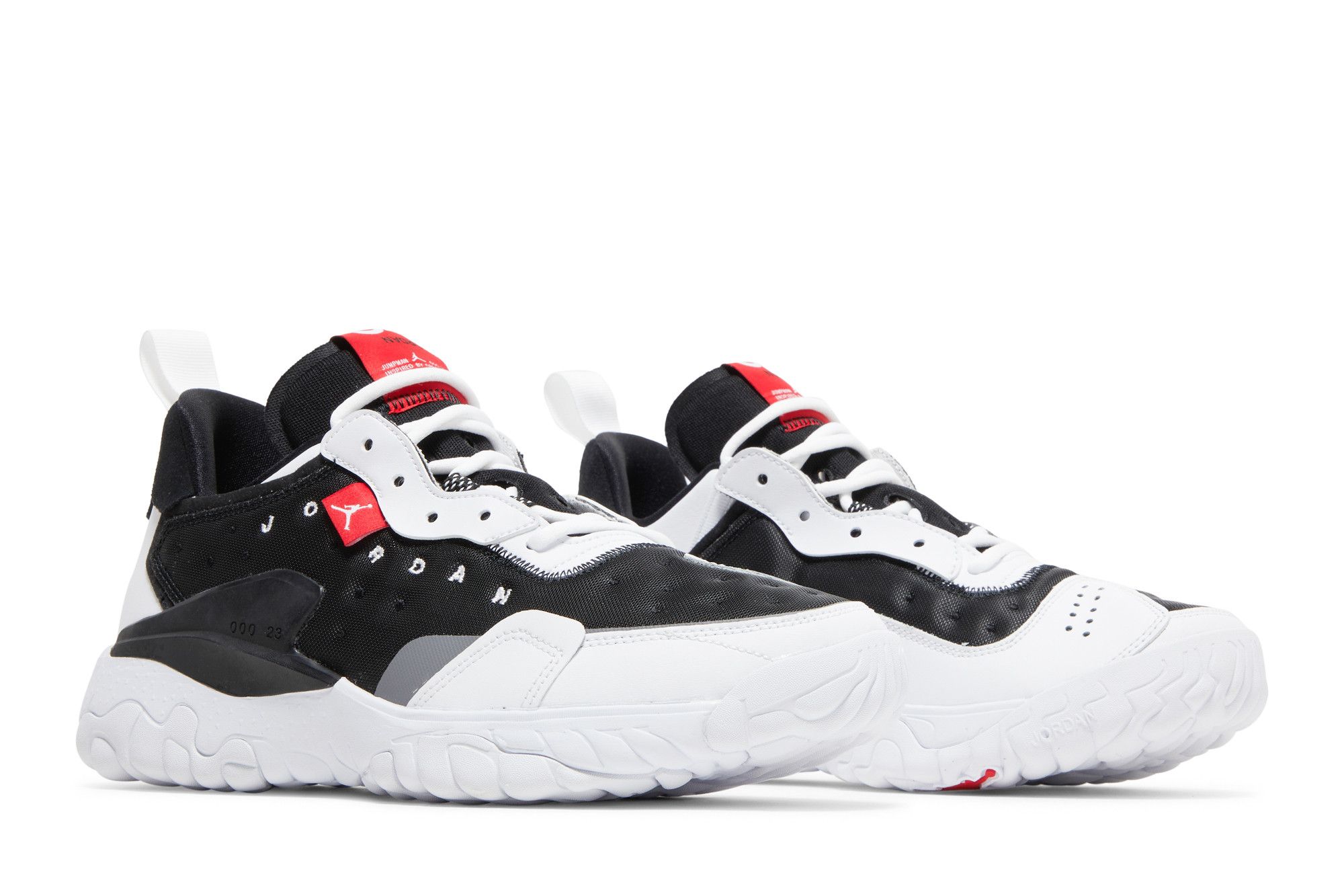 大人気限定!!☆JORDAN DELTA 2 シカゴブルズ Air Jordan Delta 2 'Chicago Bulls' CV8121-011