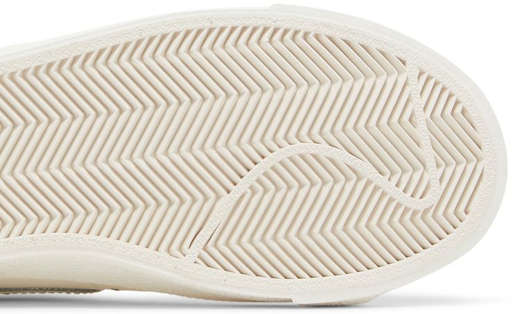 Nike Wmns Blazer Mid 77 Vintage Sail Light Bone