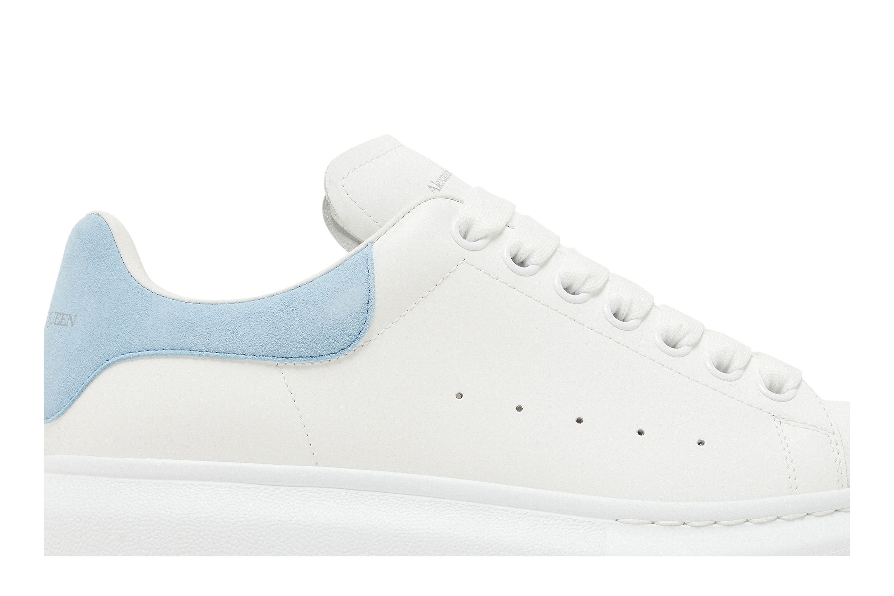 シューズ・サンダルその他 Alexander McQueen Oversize sneakers white/powder blue Alexander McQueen Oversized Sneaker (White/Powder Blue) – CNCPTS