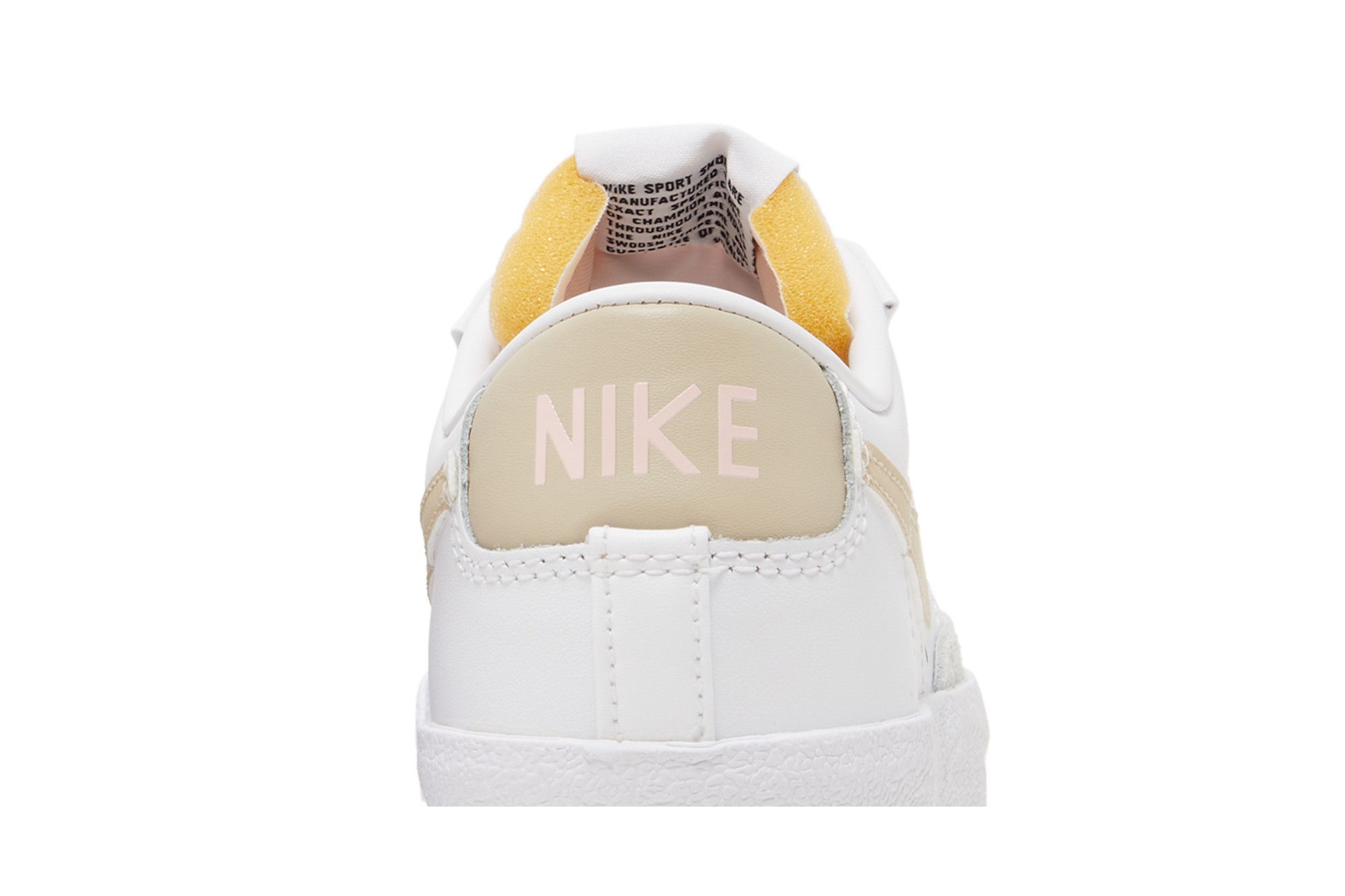 Nike blazer low coral shop