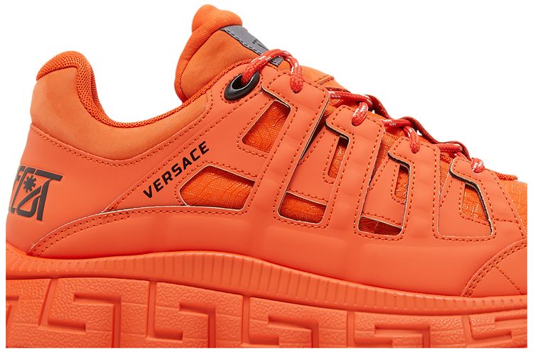 Versace Trigreca Red