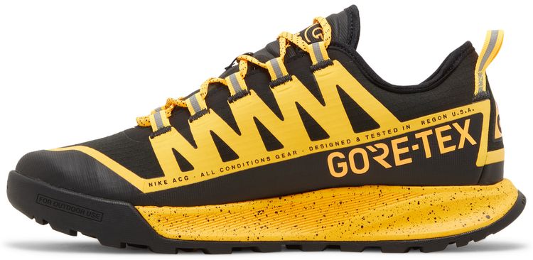 Nike ACG Air Nasu Gore Tex Laser Orange