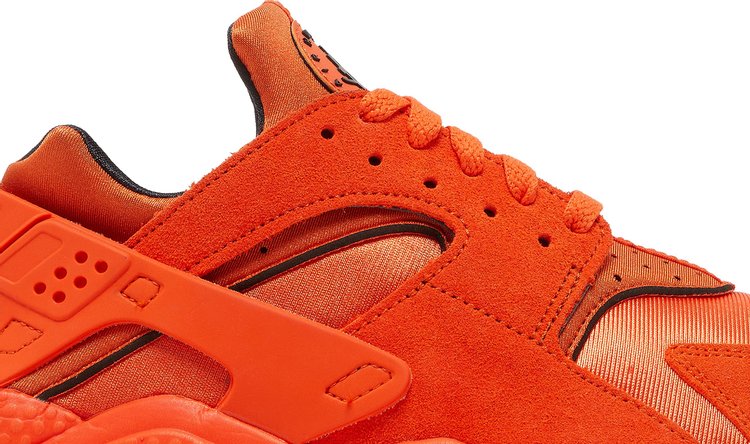 Wmns Air Huarache Rush Orange