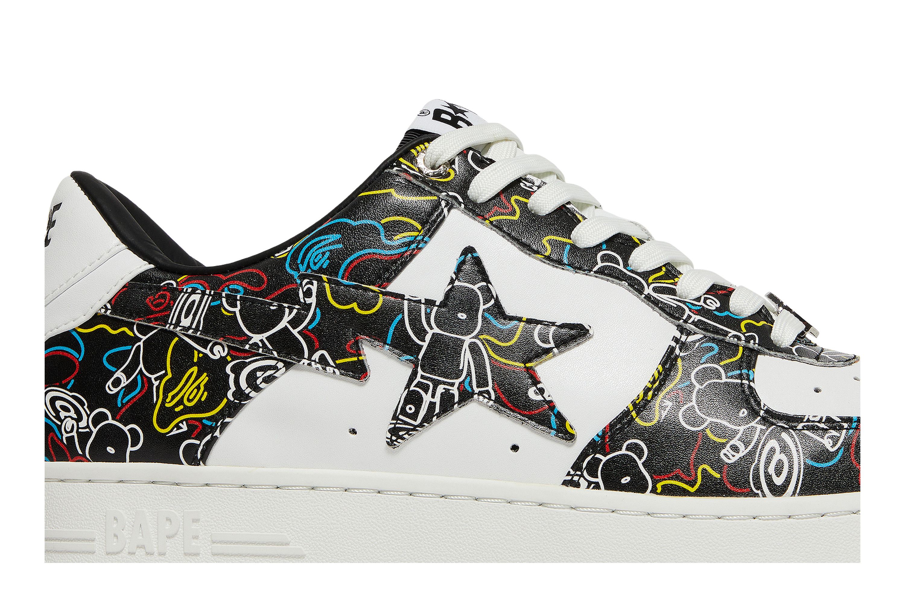 ト セール おすすめ Buy Medicom Toy x Bapesta Low M2 'Be@r Camo - Black ジャケット・アウター