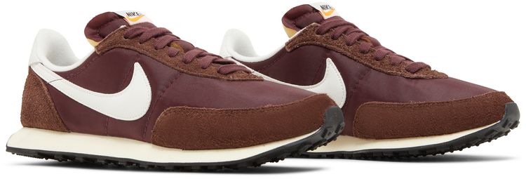 Nike Waffle Trainer 2 SE Burgundy Crush