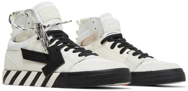 Off White Vulc Sneaker High White Black