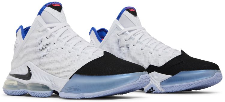 LeBron 19 Low Black Toe