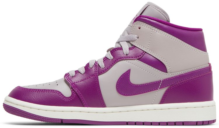 Wmns Air Jordan 1 Mid Magenta