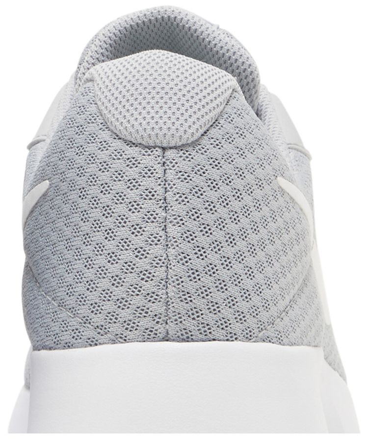 Nike Tanjun Wolf Grey