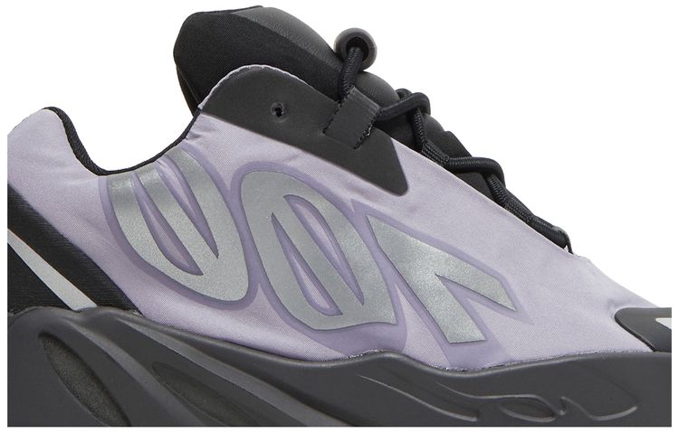 Adidas Yeezy Boost 700 MNVN I Geode