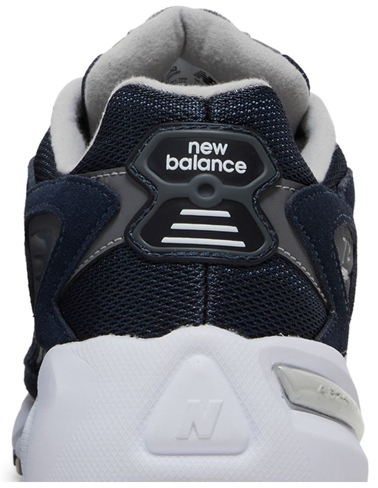 New Balance 725 Indigo