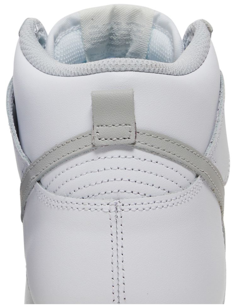 Nike Wmns Dunk High Grey Fog