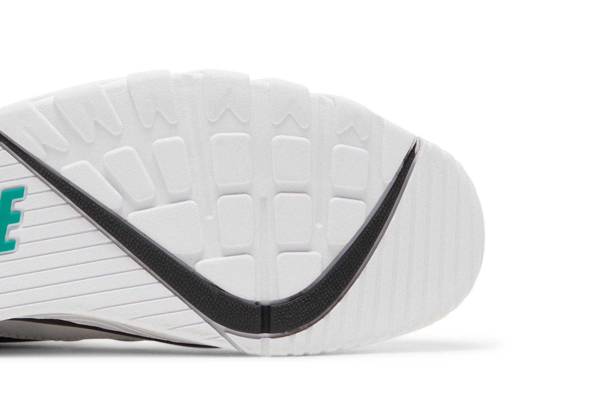 nike air cross trainer 3 low womens