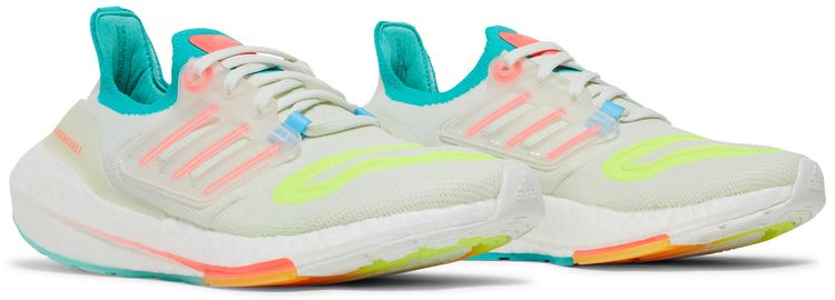 Adidas Wmns UltraBoost 22 White Turbo Mint