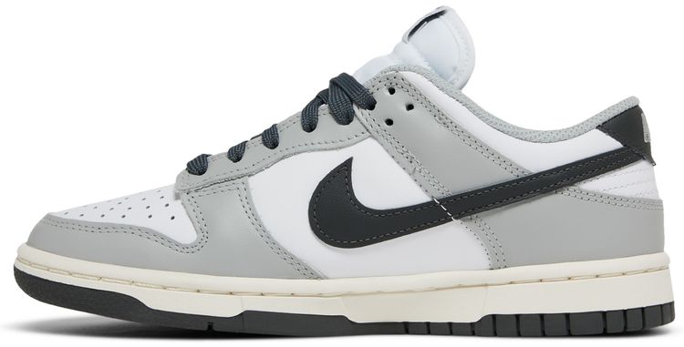 Nike Wmns Dunk Low Light Smoke Grey
