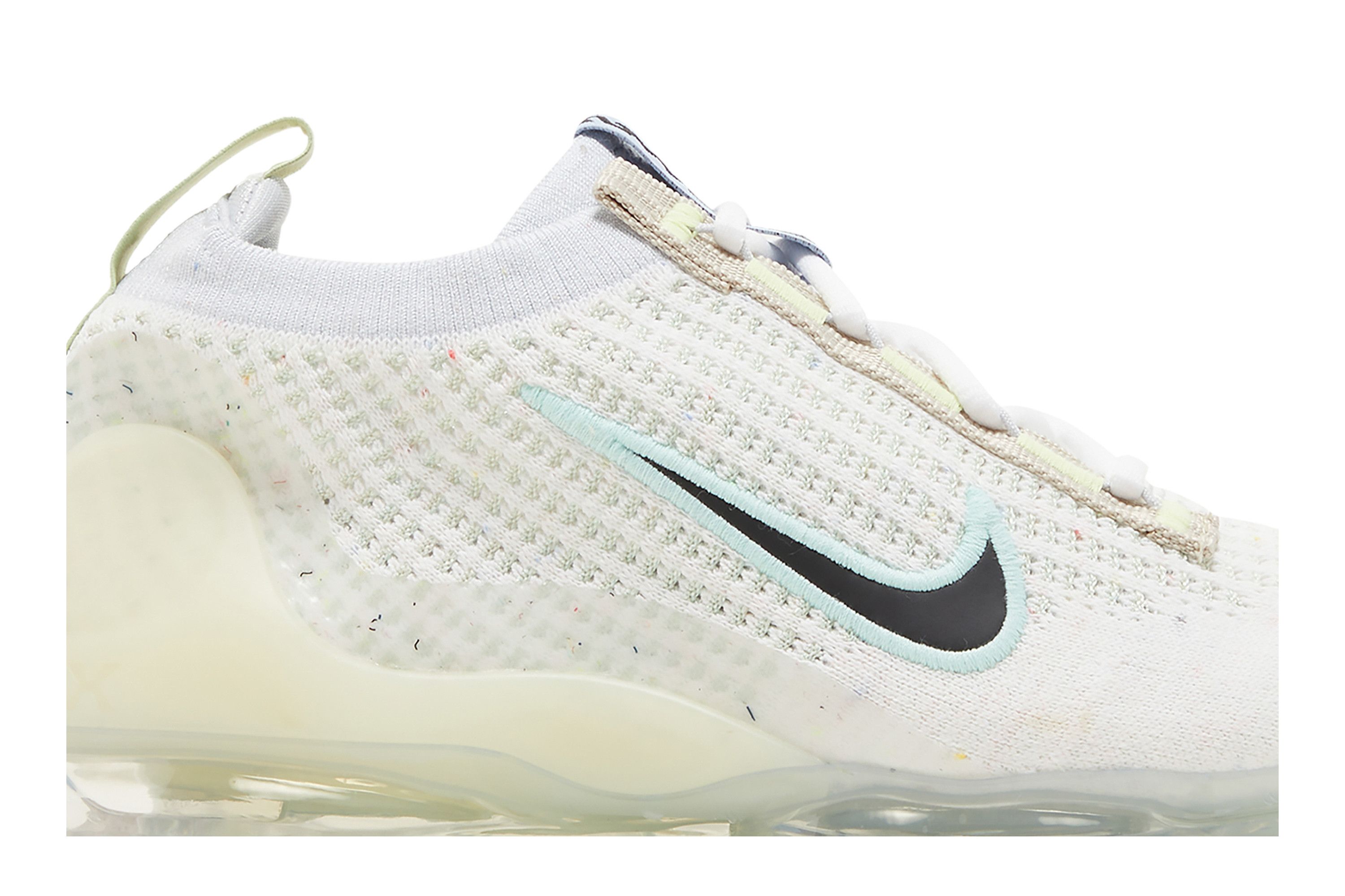 Vapormax swoosh hot sale
