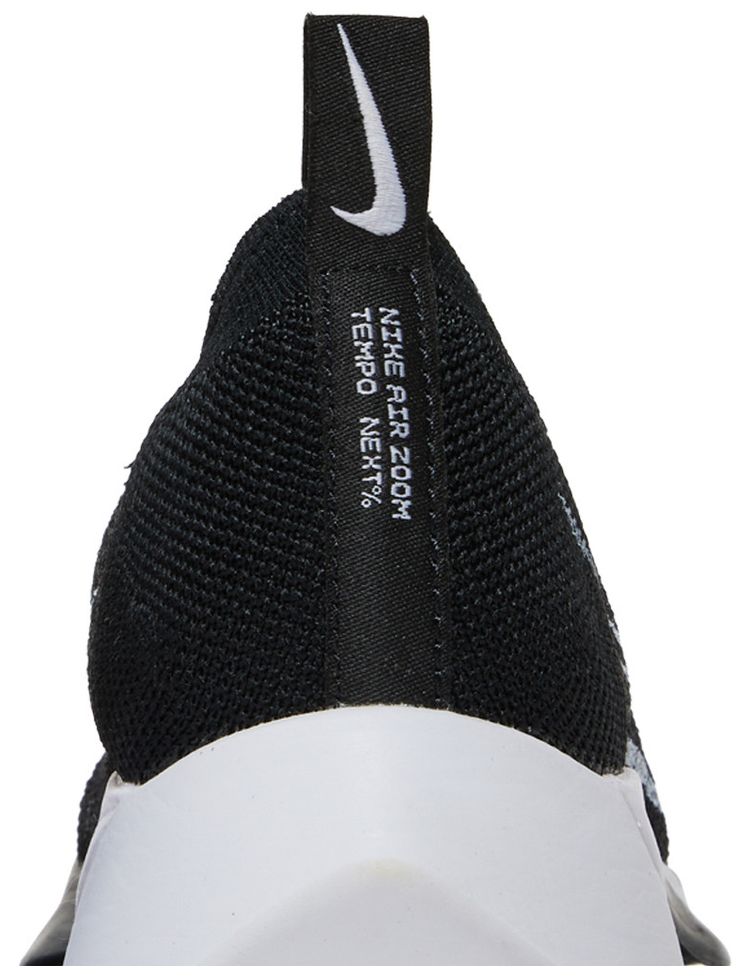 Nike Wmns Air Zoom Tempo NEXT Flyknit Black White