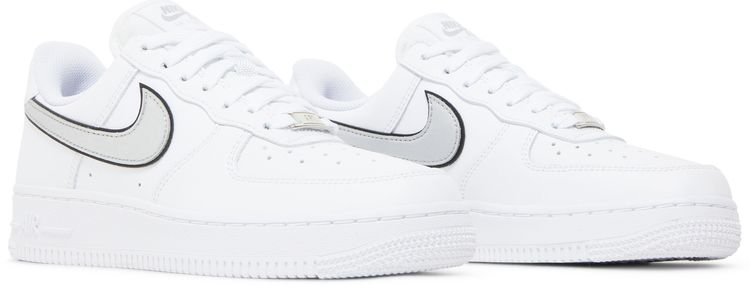 Nike Wmns Air Force 1 07 Essential White Metallic Silver