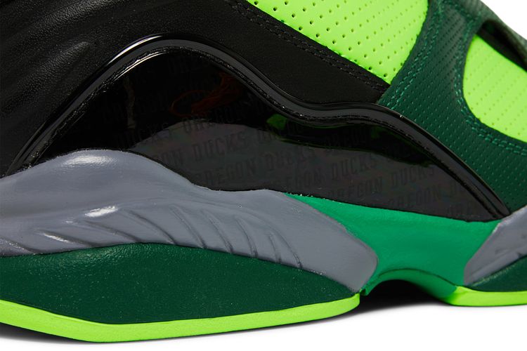 Air Jordan VIII University of Oregon   Gorge Green PE