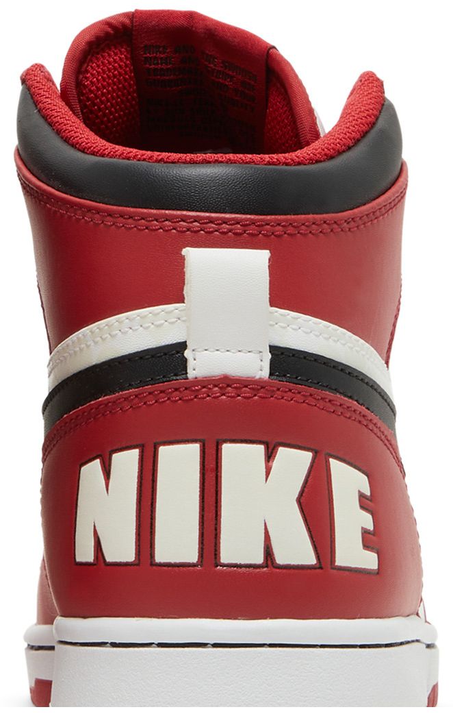 Big Nike High Bulls