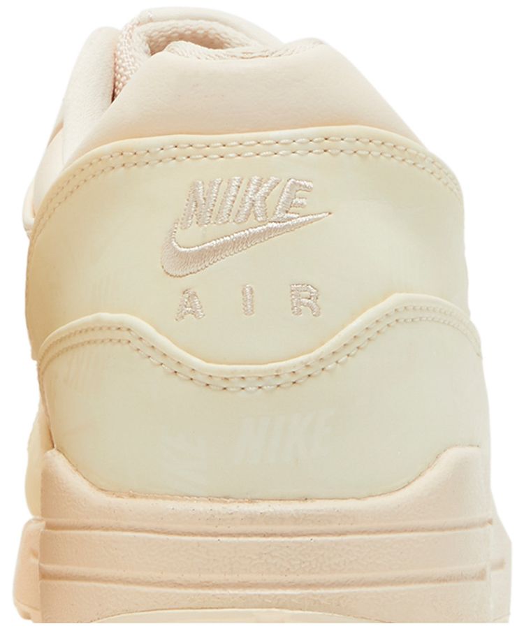 Nike Wmns Air Max 1 LX Guava Ice