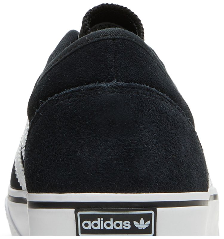 Adi Ease Core Black