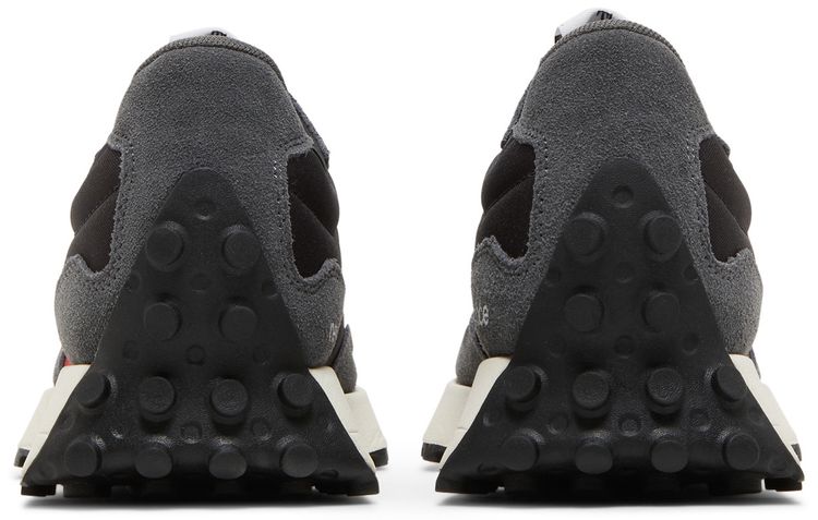 New Balance 327 Black Red