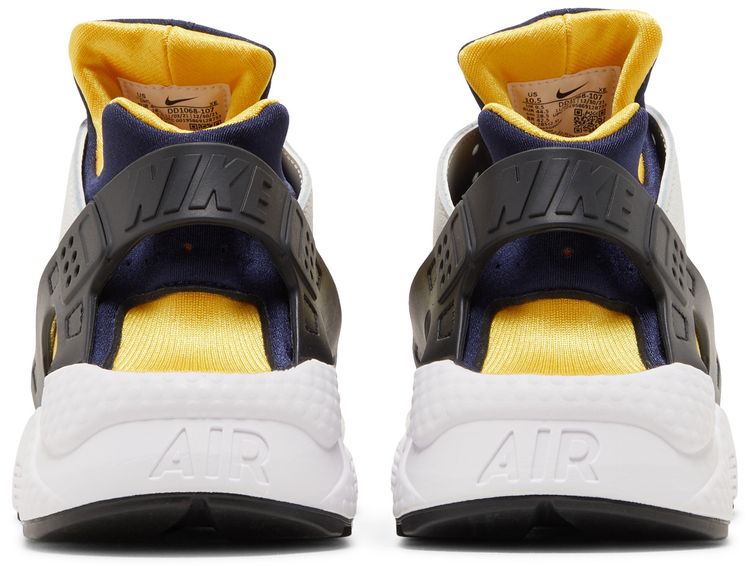 Air Huarache Michigan