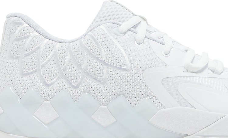 MB01 Lo Team Colors   Triple White