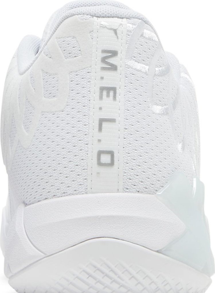 MB01 Lo Team Colors   Triple White