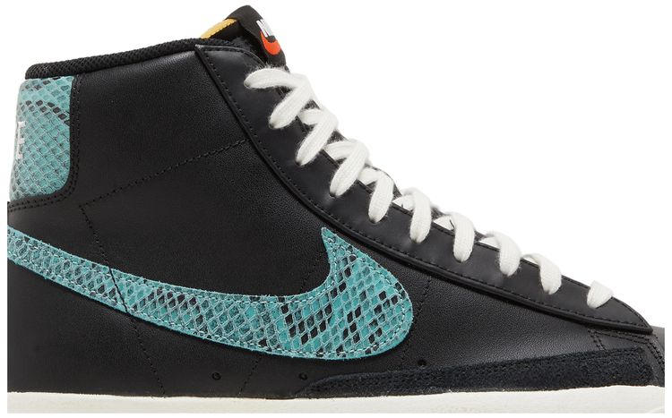 Nike Blazer Mid VNTG Snakeskin Swoosh