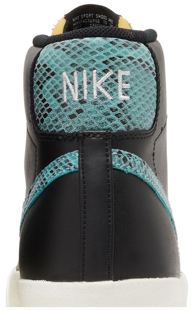 Nike Blazer Mid VNTG Snakeskin Swoosh