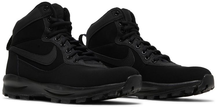 Nike Manoadome Triple Black