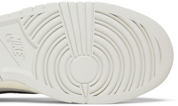 Nike Dunk Low Certified Fresh