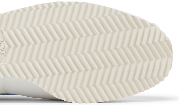 Nike Cortez Be True 2022