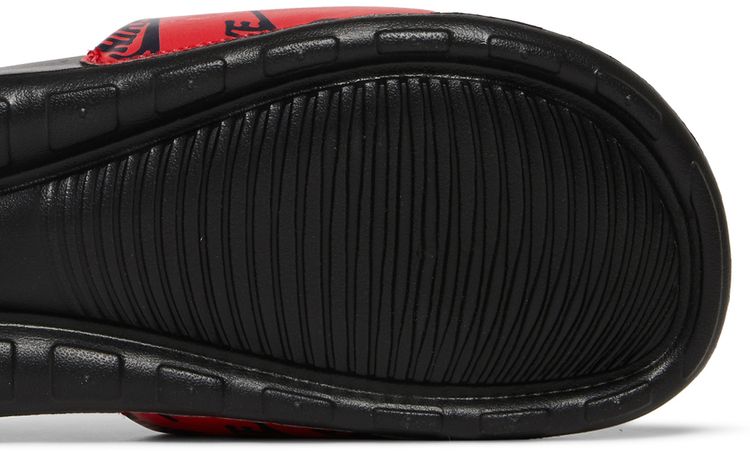 Nike Victori One Slide Repeat Logo   Black University Red