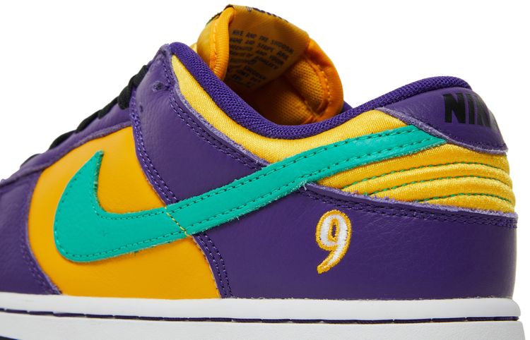 Lisa Leslie x Nike Wmns Dunk Low Sparks