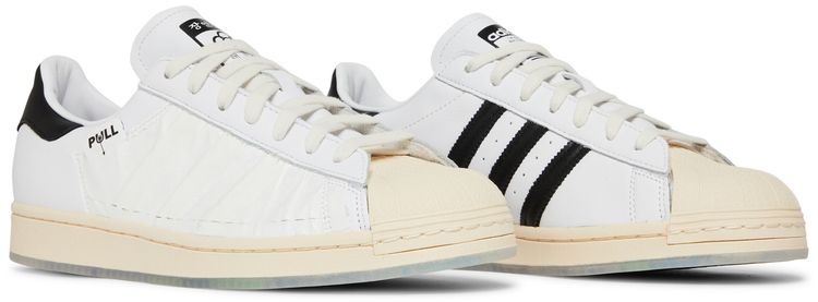 Taegeukdang x adidas Superstar Cookies Among Cookies
