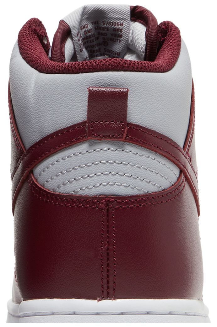 Nike Dunk High Dark Beetroot