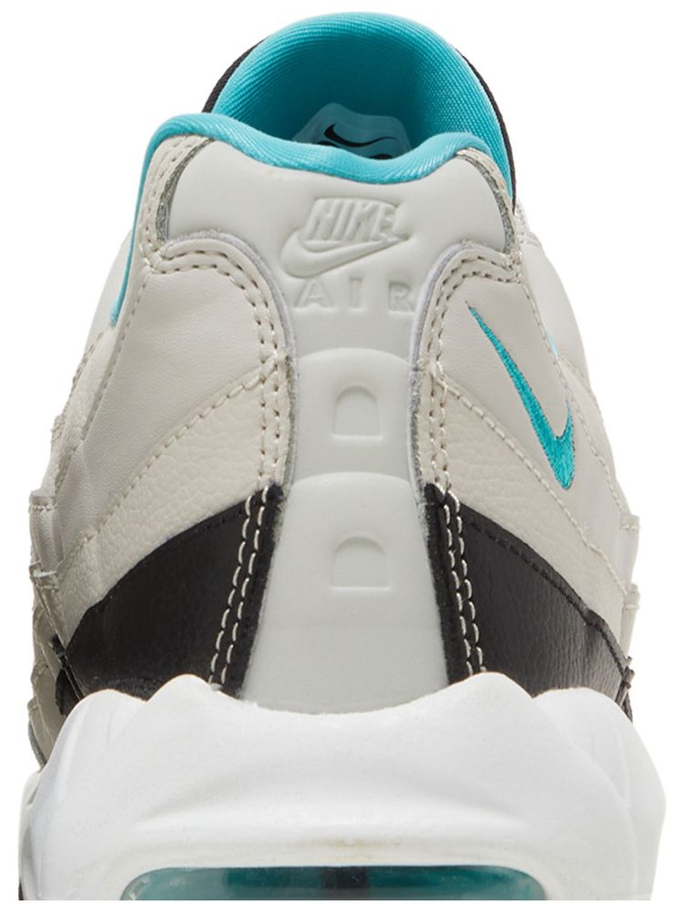 Nike Air Max 95 Essential Light Bone