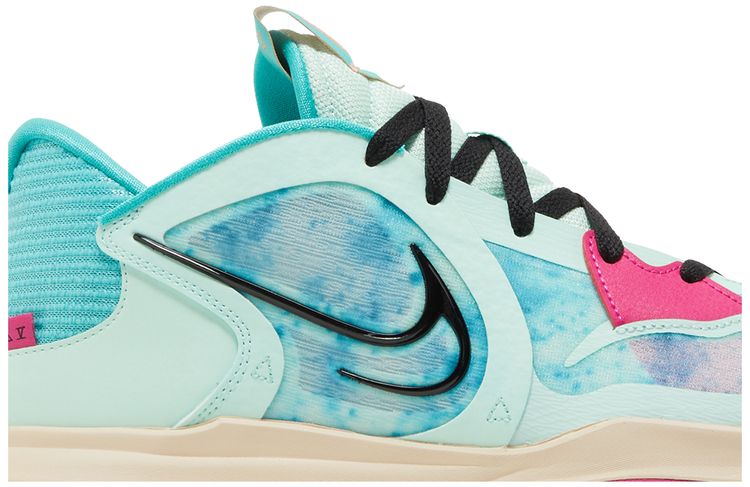 Kyrie Low 5 Community