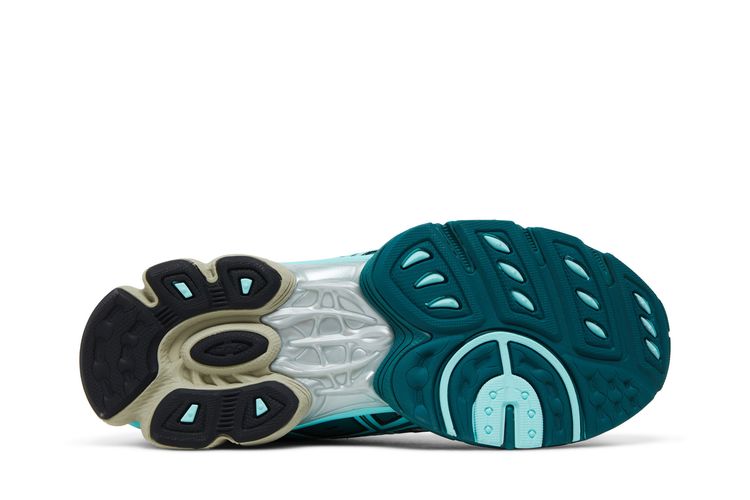 Buy Kiko Kostadinov x ASICS UB3-S Gel Nimbus 9  display picture 3