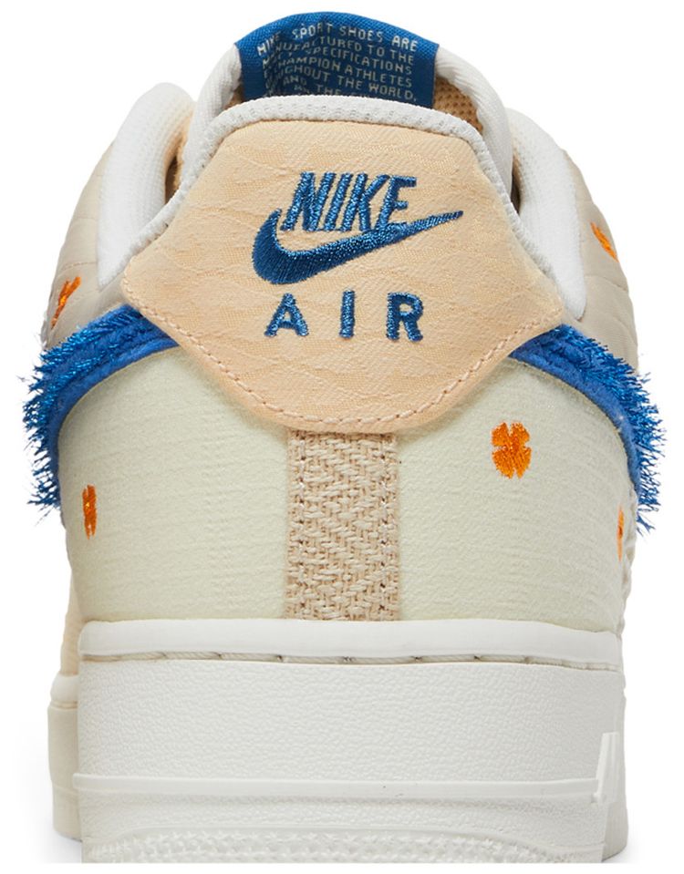 Nike Air Force 1 07 LA Flea