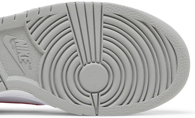 Nike Dunk High SE GS Athletic Club   Light Smoke Grey Gym Red