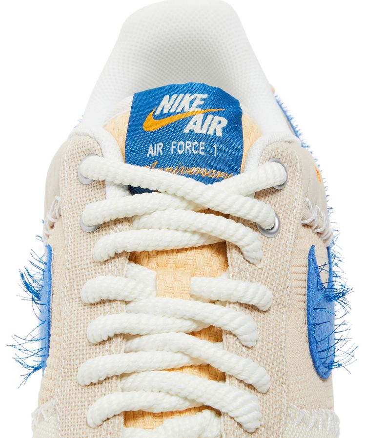 Nike Air Force 1 07 LA Flea