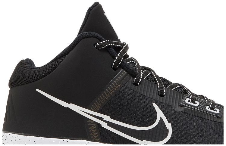 Kyrie Flytrap 4 Black White
