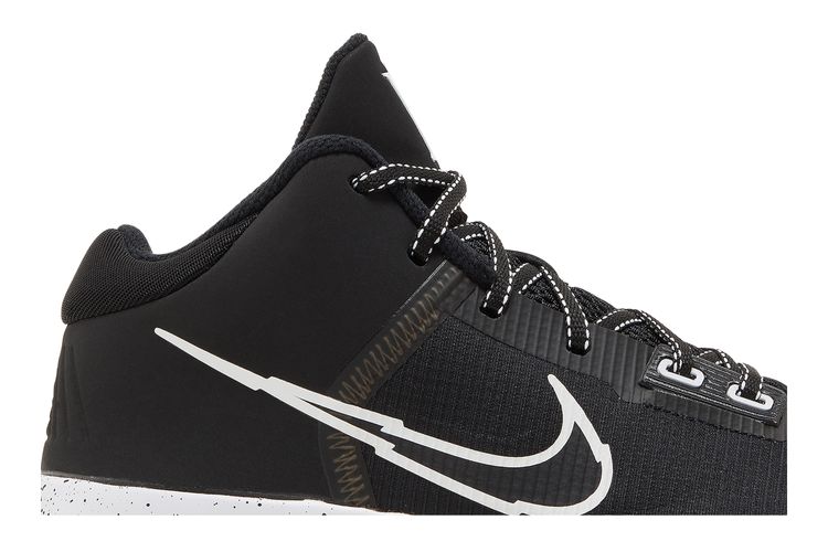 Buy Nike Kyrie Flytrap 4  display picture 1