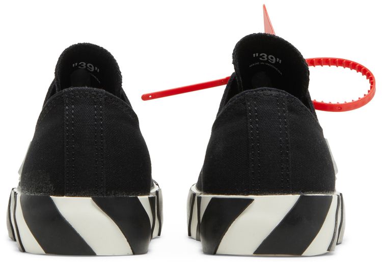 Off White Vulc Sneaker Black