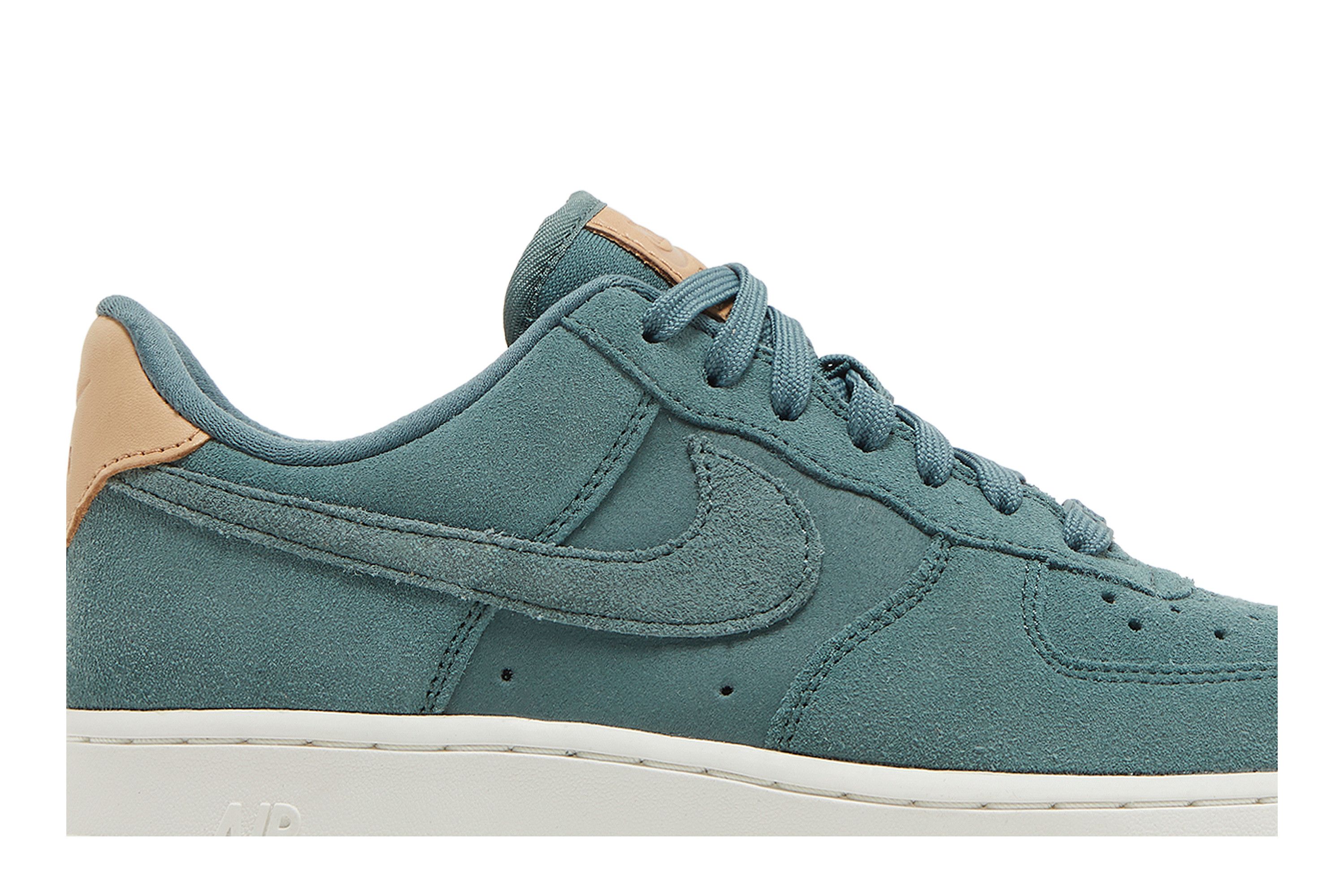 Nike air force 1 hasta summit cheap